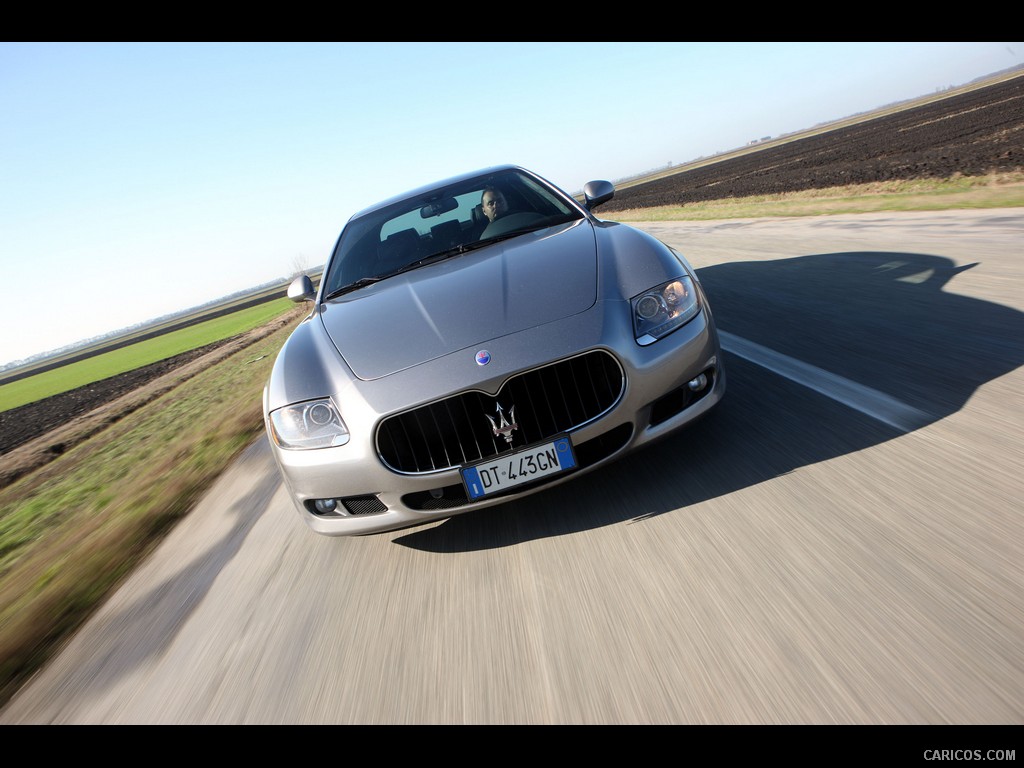 Maserati Quattroporte Sport GT S  - Front Angle 