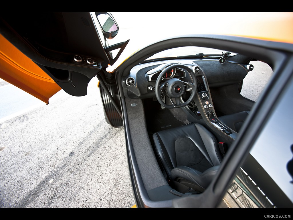 McLaren MP4-12C (2011)  - 