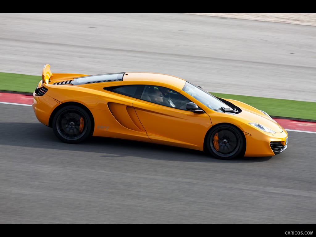 McLaren MP4-12C (2011)  - Side