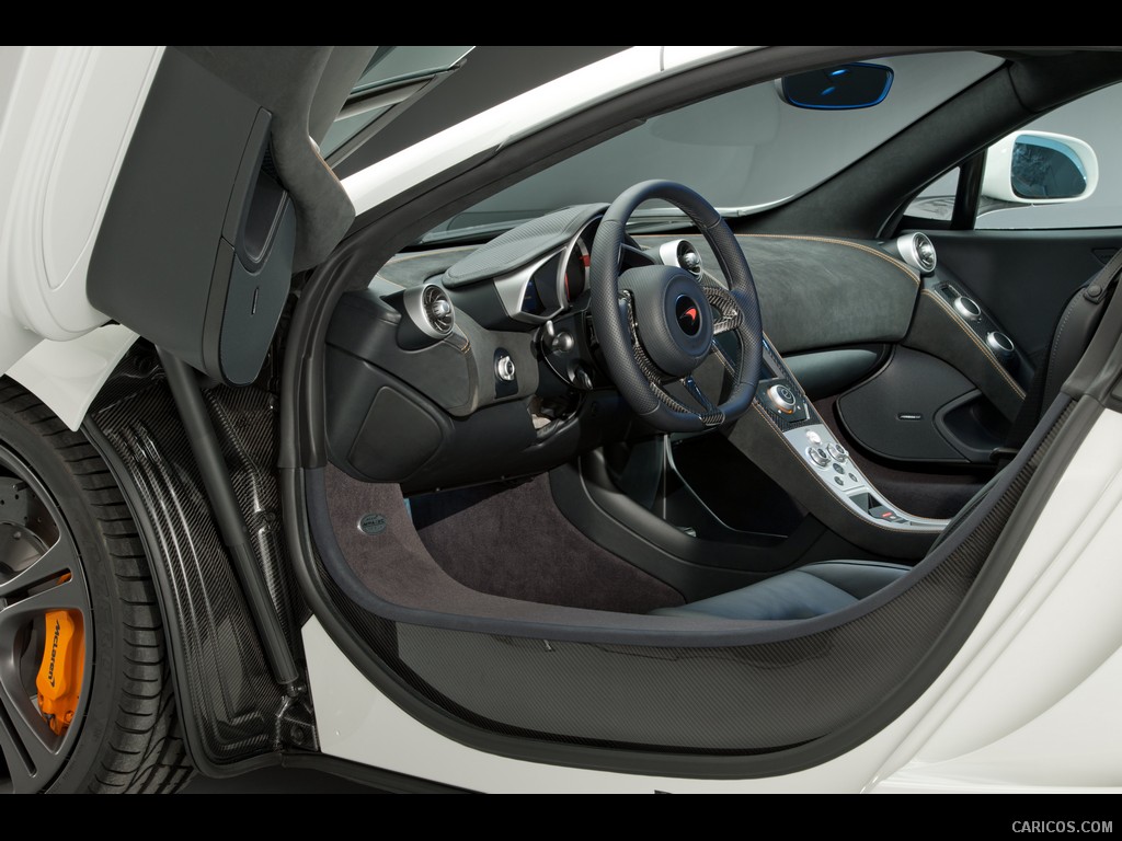 McLaren MP4-12C (2011) white - Interior