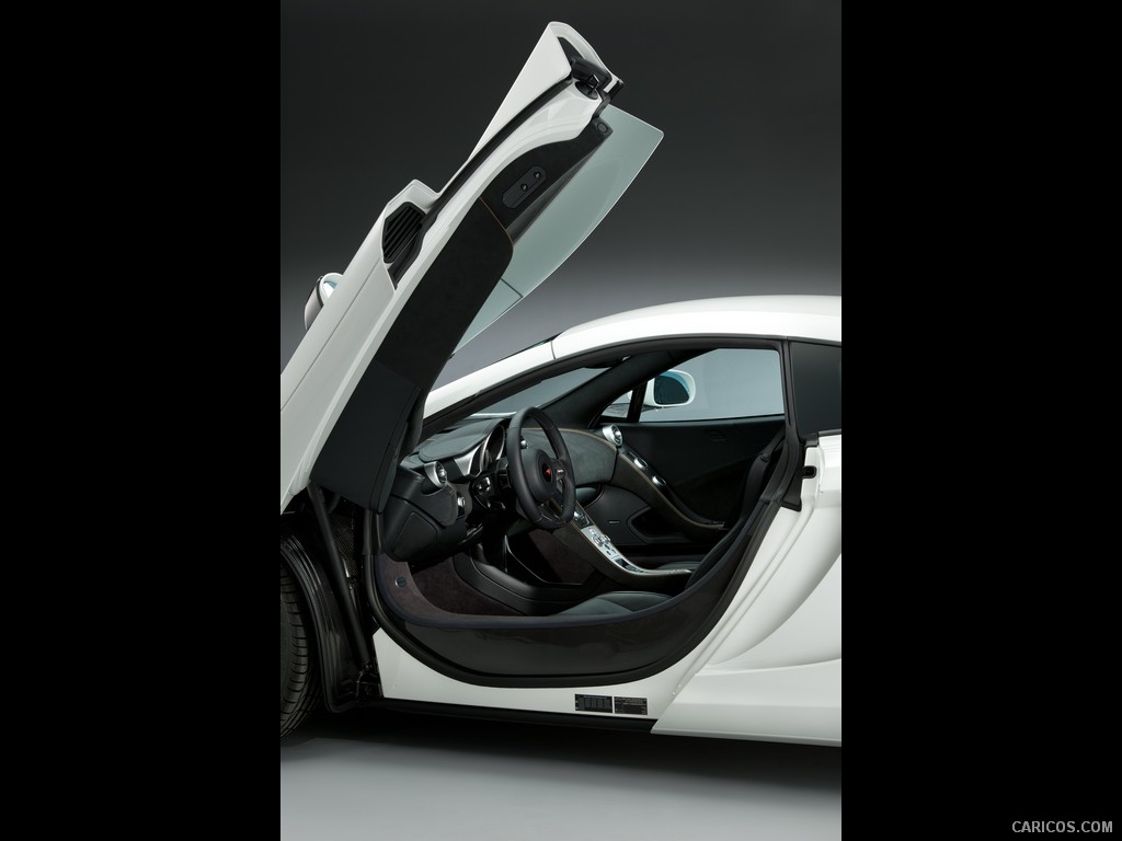 McLaren MP4-12C (2011) white - Interior