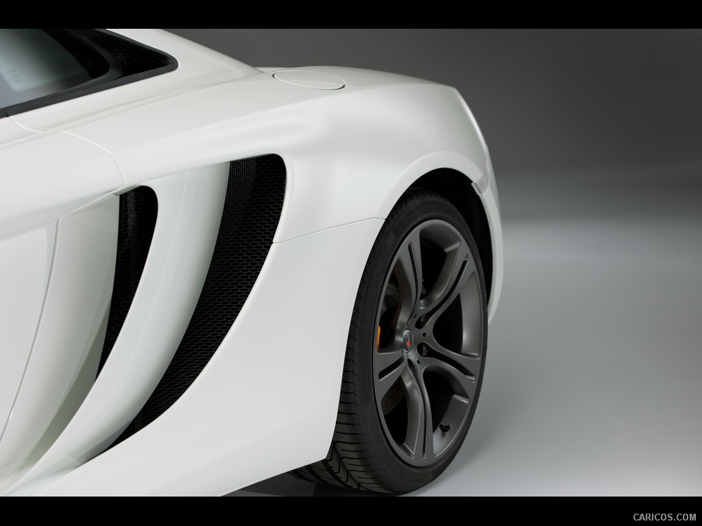 McLaren MP4-12C (2011) white - Wheel