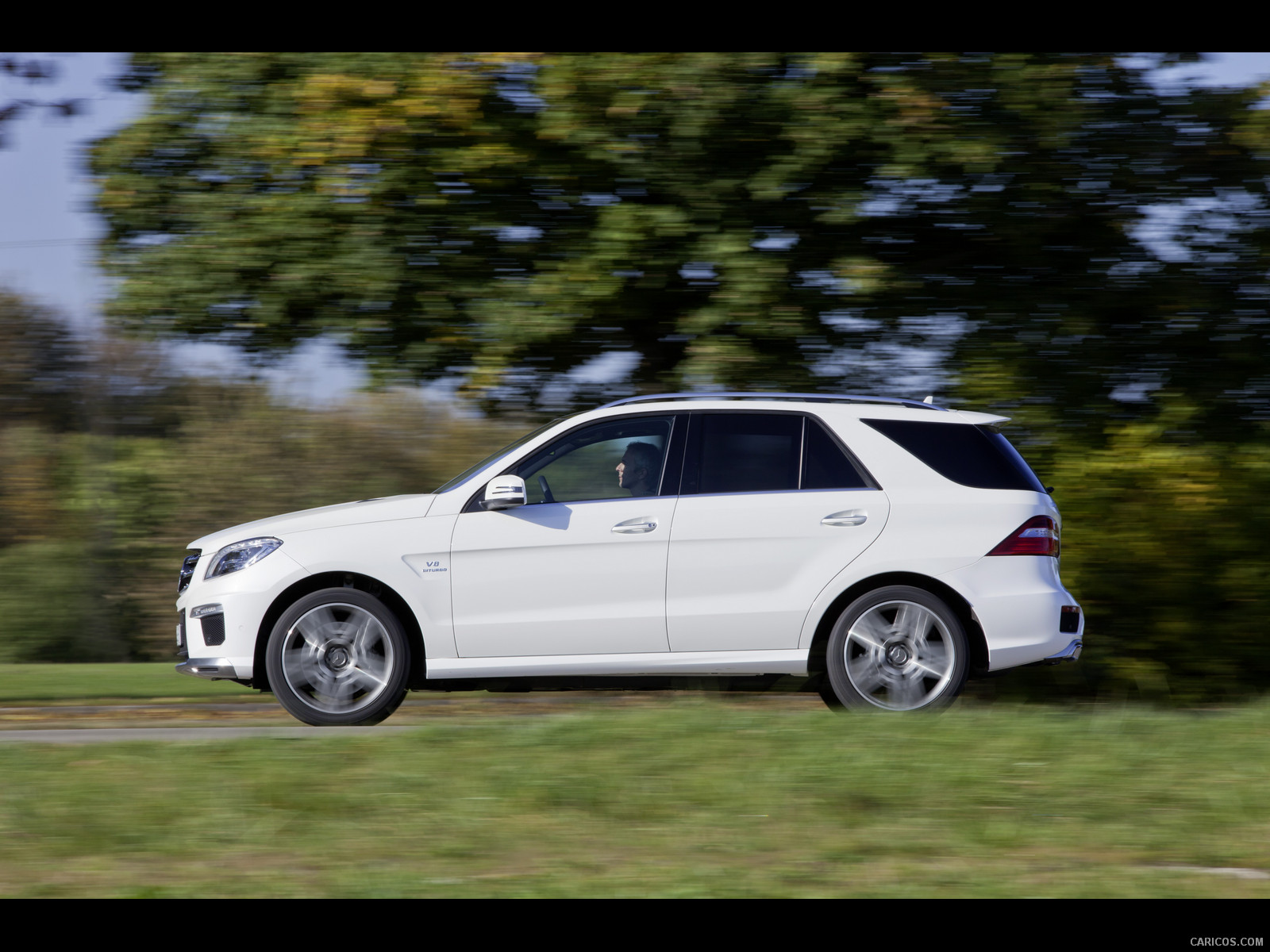 Mercedes-Benz (2012) ML 63 AMG  - Side, #75 of 89