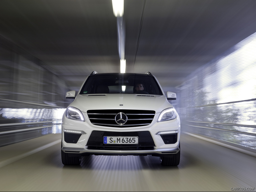 Mercedes-Benz (2012) ML 63 AMG  - Front