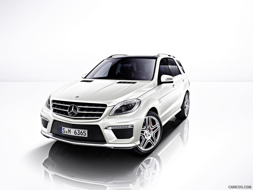 Mercedes-Benz (2012) ML 63 AMG  - Front