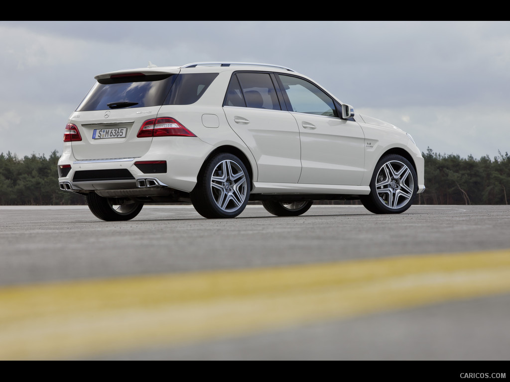 Mercedes-Benz (2012) ML 63 AMG  - Rear