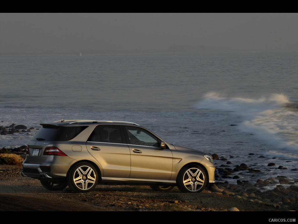 Mercedes-Benz (2012) ML 63 AMG  - Side