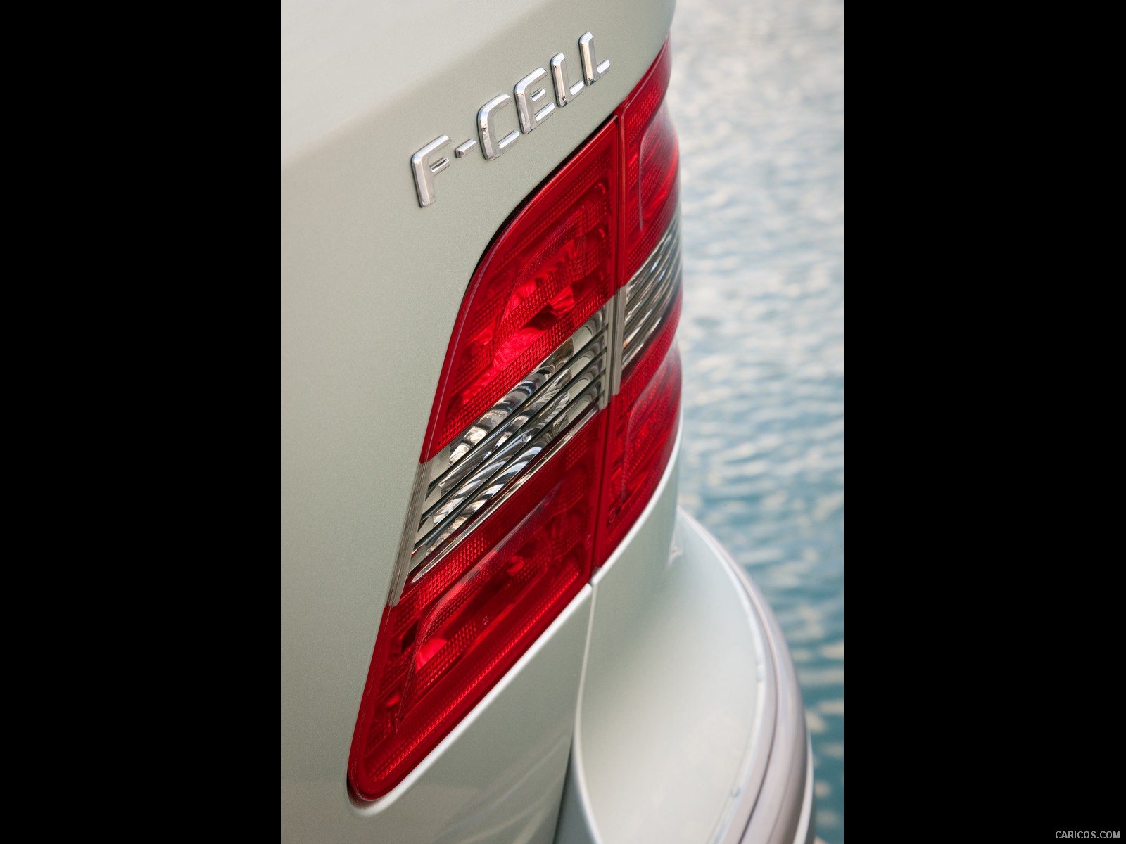 Mercedes-Benz B-Class F-Cell  - Close-up, #21 of 24