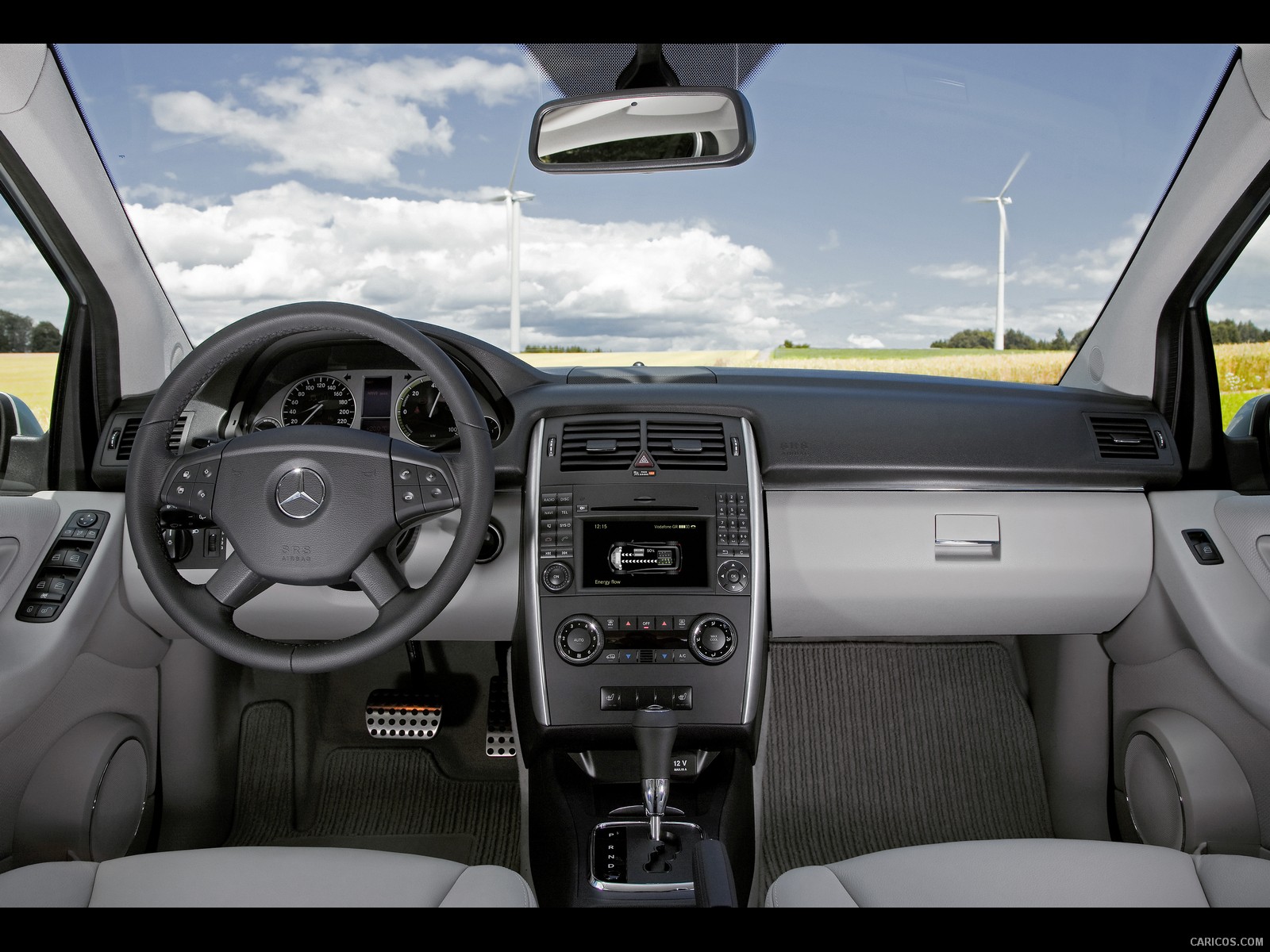 Mercedes-Benz B-Class F-Cell  - Interior, #4 of 24