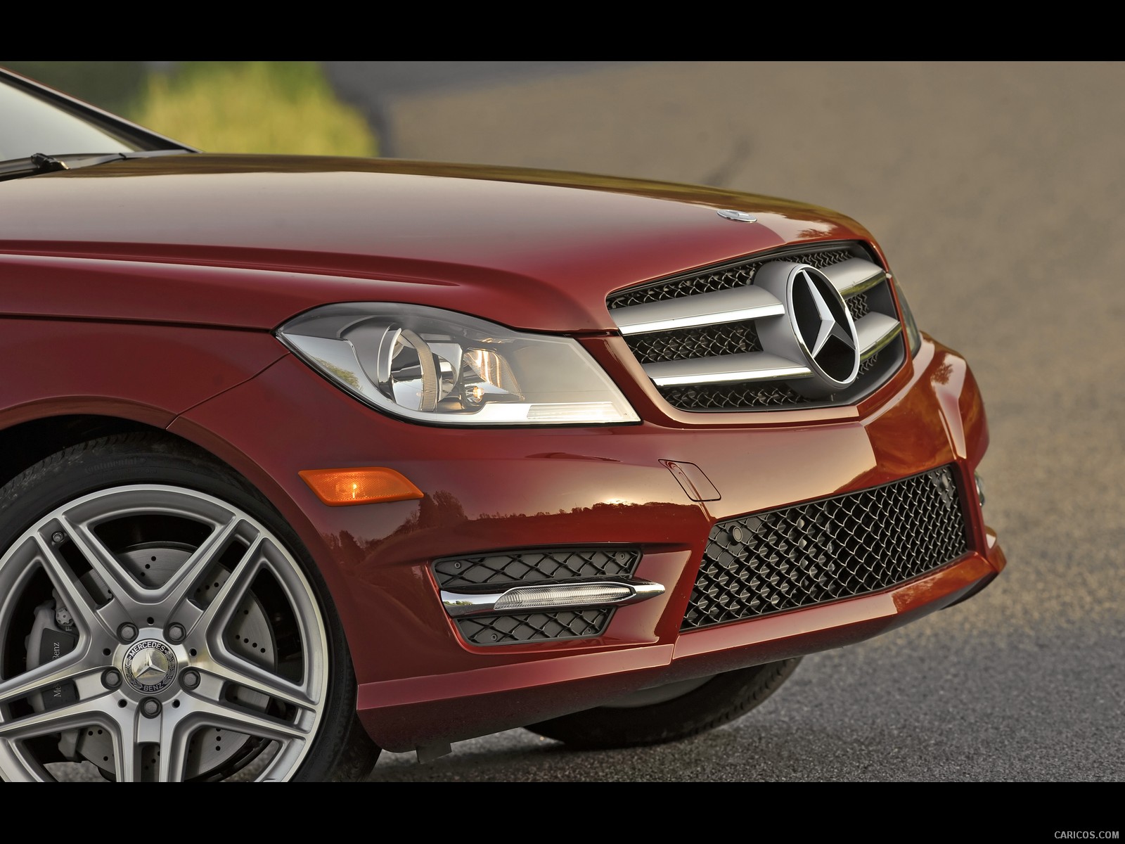 Mercedes-Benz C-Class Coupe (2012)  - Close-up, #64 of 79