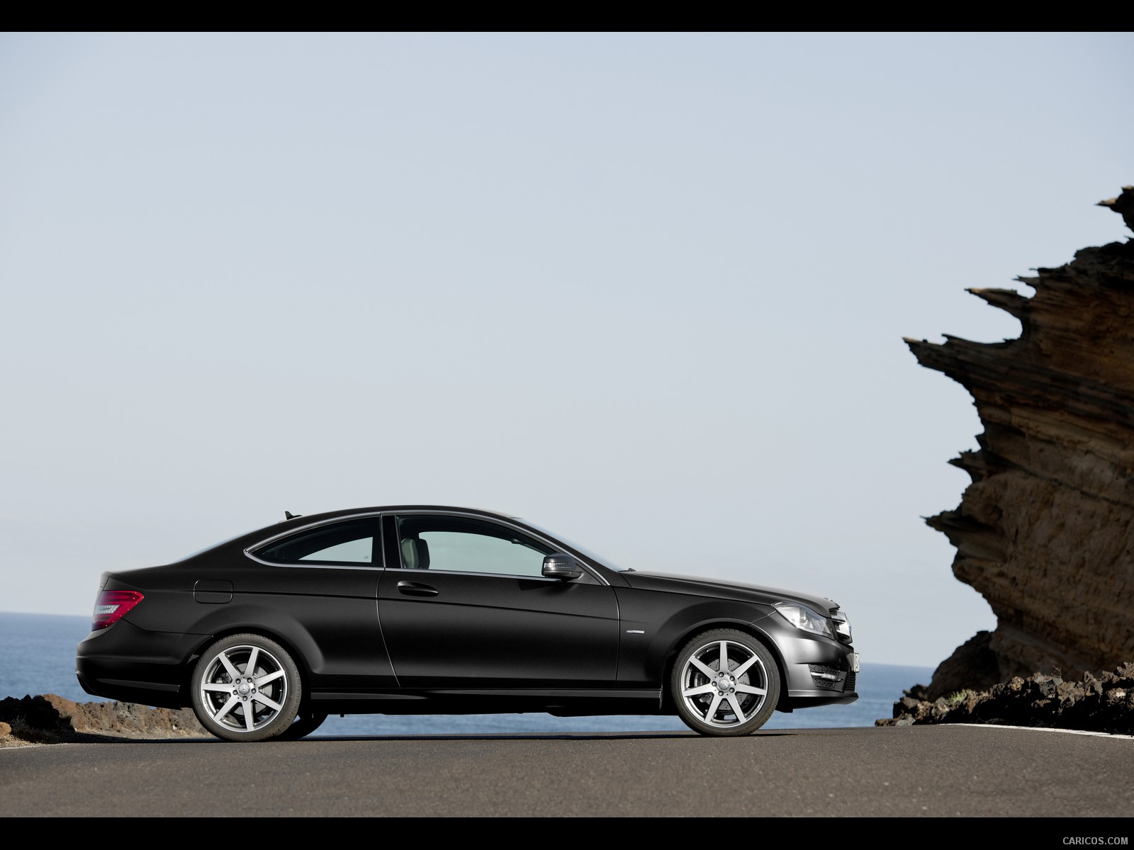 Mercedes-Benz C-Class Coupe (2012)  - Side, #7 of 79