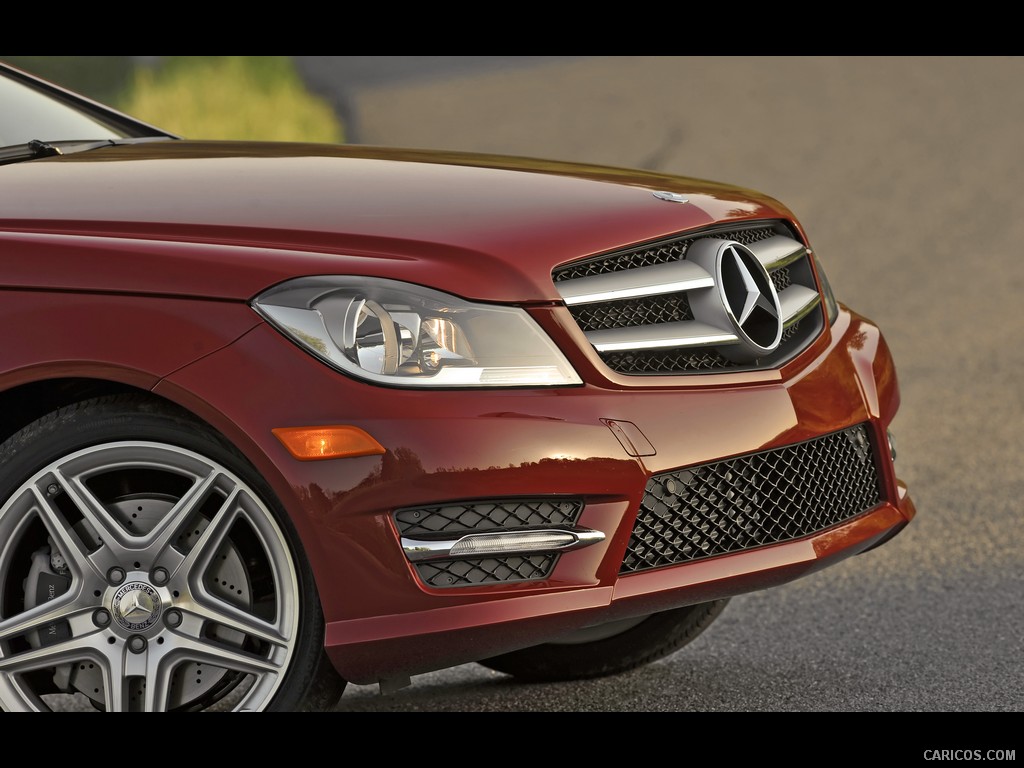 Mercedes-Benz C-Class Coupe (2012)  - Close-up