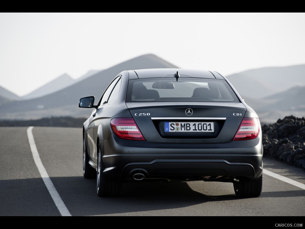 Mercedes-Benz C-Class Coupe (2012)  - Rear 