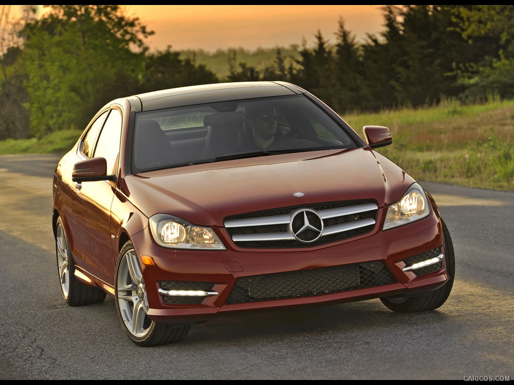 Mercedes-Benz C-Class Coupe (2012) C350  - Front 