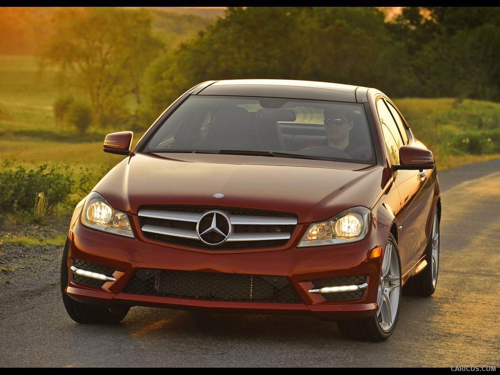 Mercedes-Benz C-Class Coupe (2012) C350  - Front 