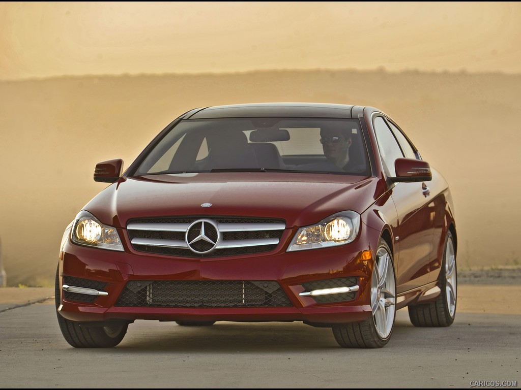 Mercedes-Benz C-Class Coupe (2012) C350  - Front 