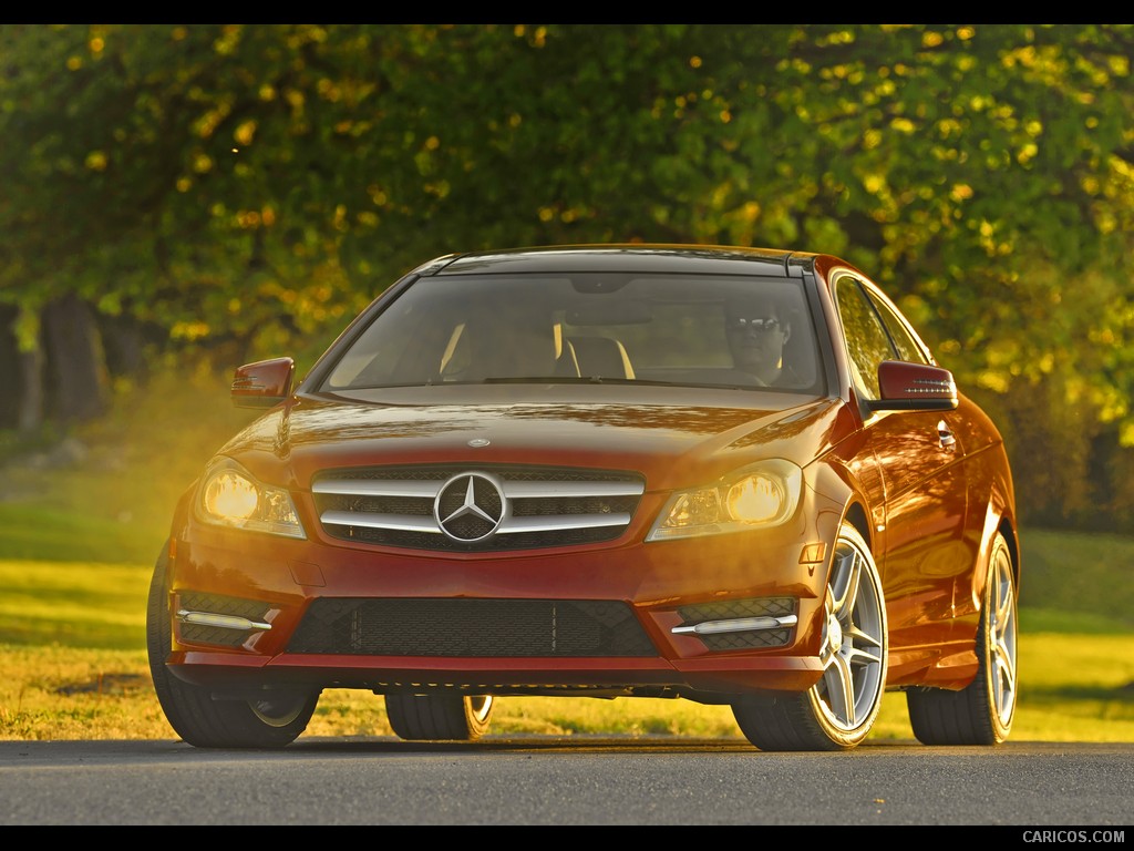 Mercedes-Benz C-Class Coupe (2012) C350  - Front 