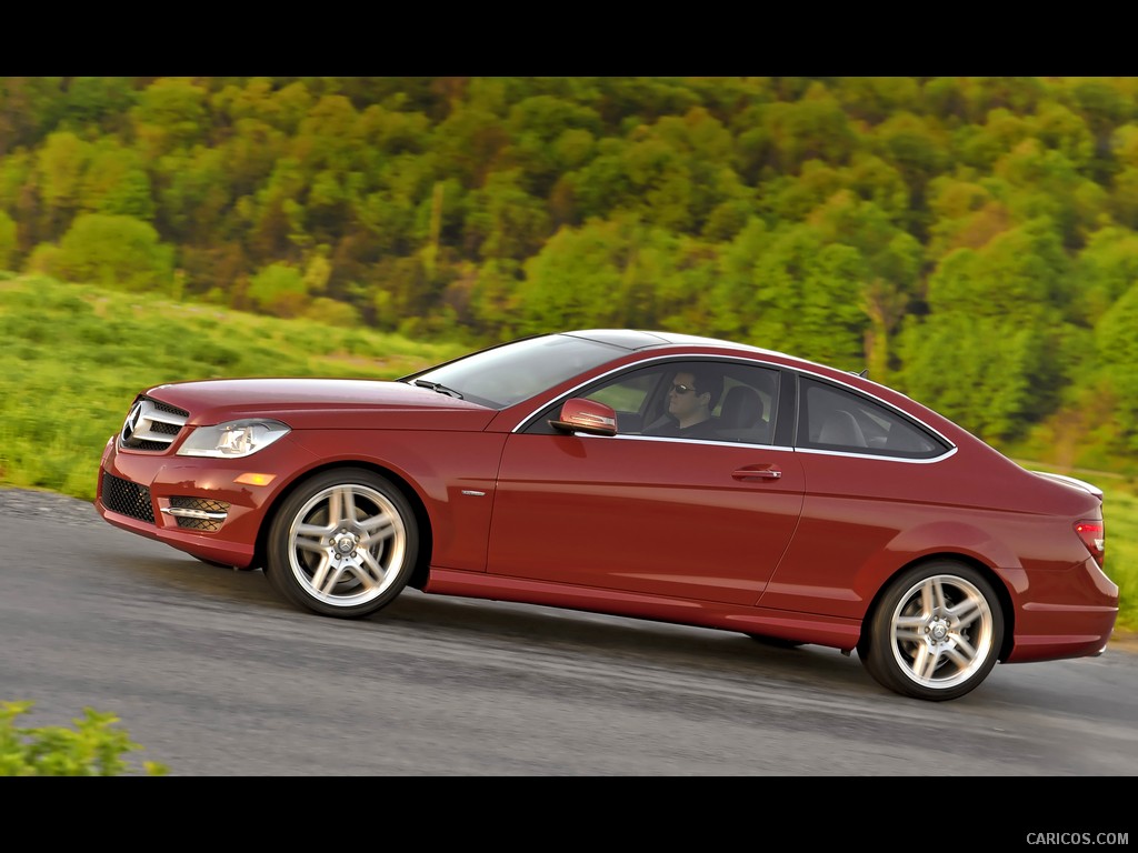 Mercedes-Benz C-Class Coupe (2012) C350  - Side