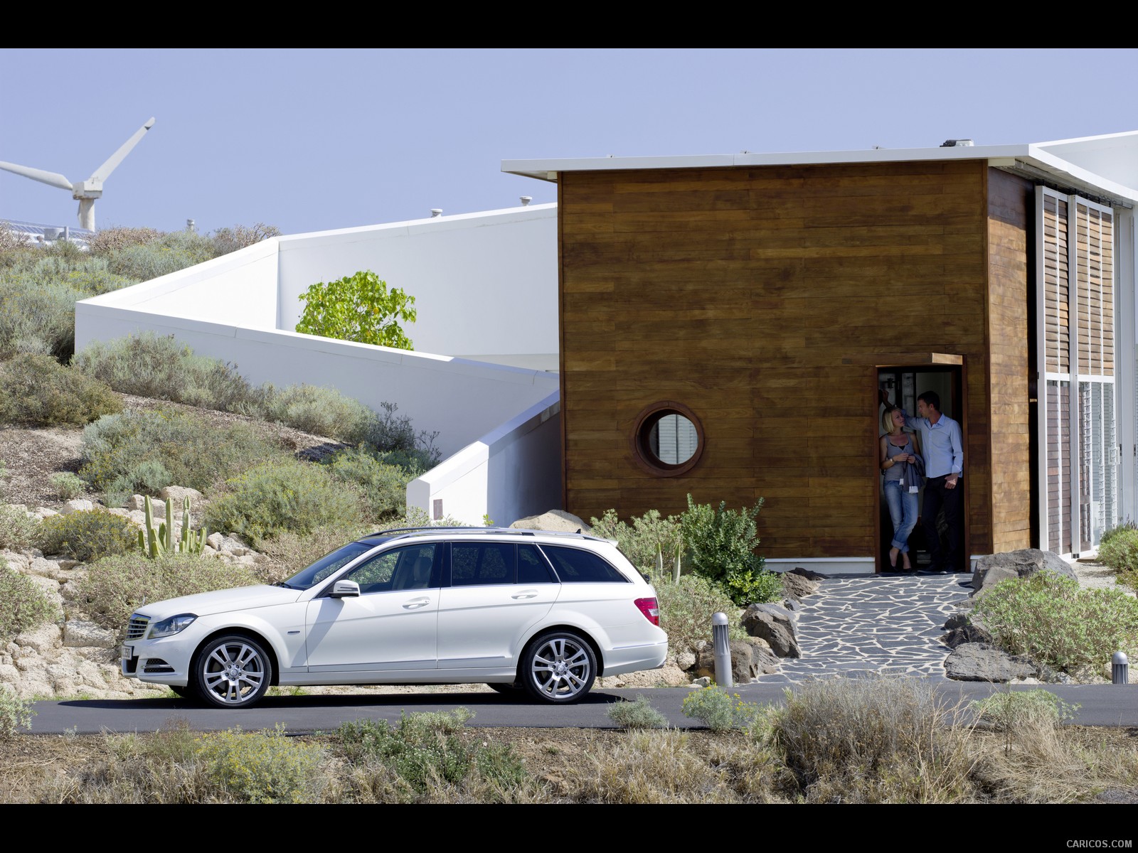 Mercedes-Benz C-Class Estate (2012)  - Side, #11 of 36