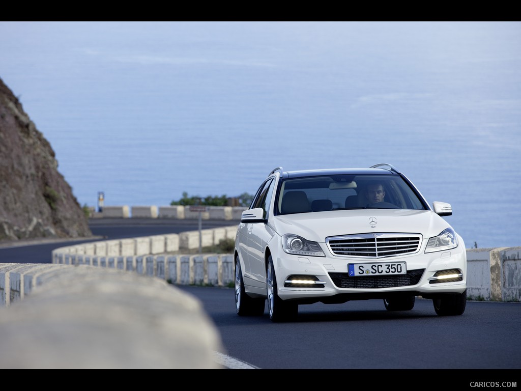 Mercedes-Benz C-Class Estate (2012)  - Front Angle 