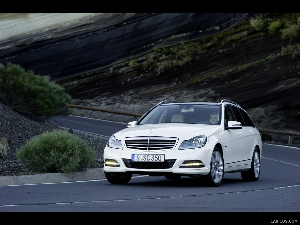 Mercedes-Benz C-Class Estate (2012)  - Front Left Quarter 