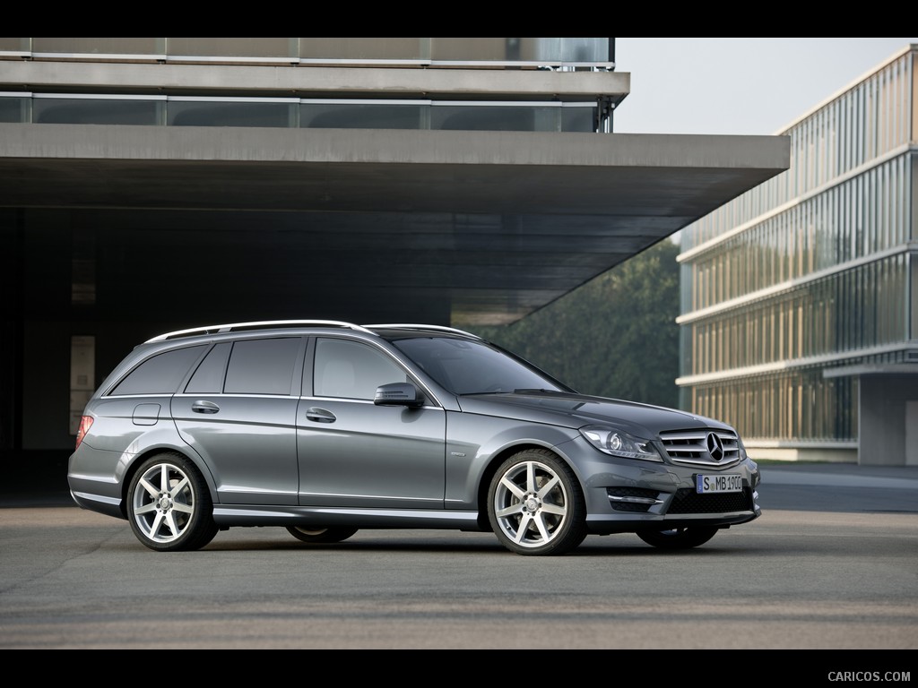 Mercedes-Benz C-Class Estate (2012)  - Front Right Quarter 