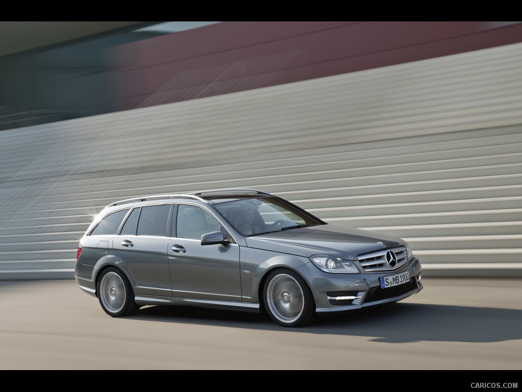 Mercedes-Benz C-Class Estate (2012)  - Front Right Quarter 