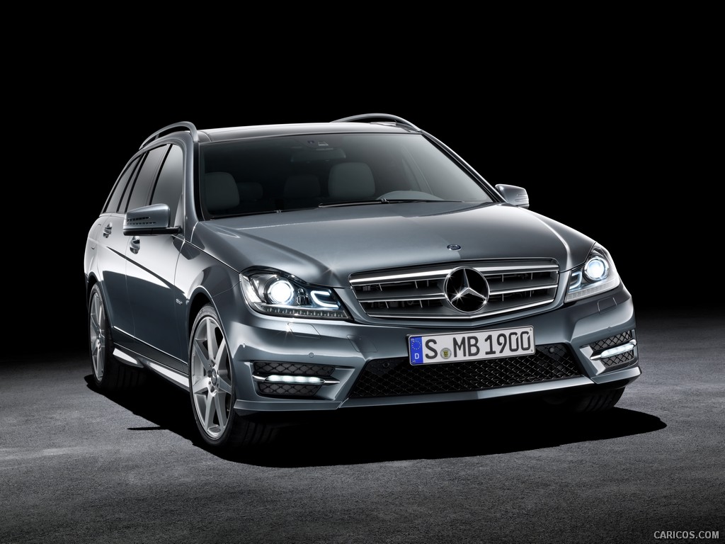 Mercedes-Benz C-Class Estate (2012)  - Front Right Quarter 