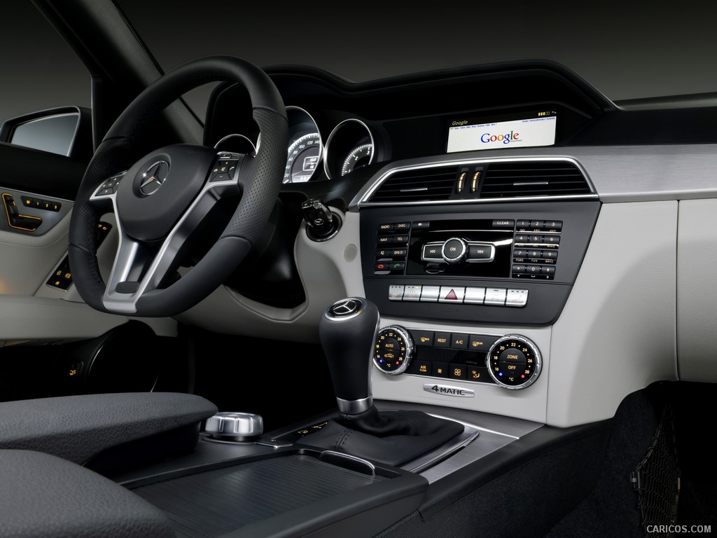 Mercedes-Benz C-Class Estate (2012)  - Interior