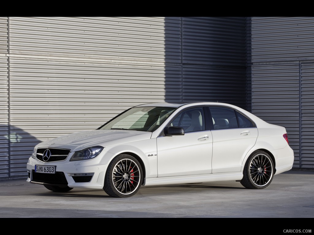 Mercedes-Benz C63 AMG (2012)  - Side