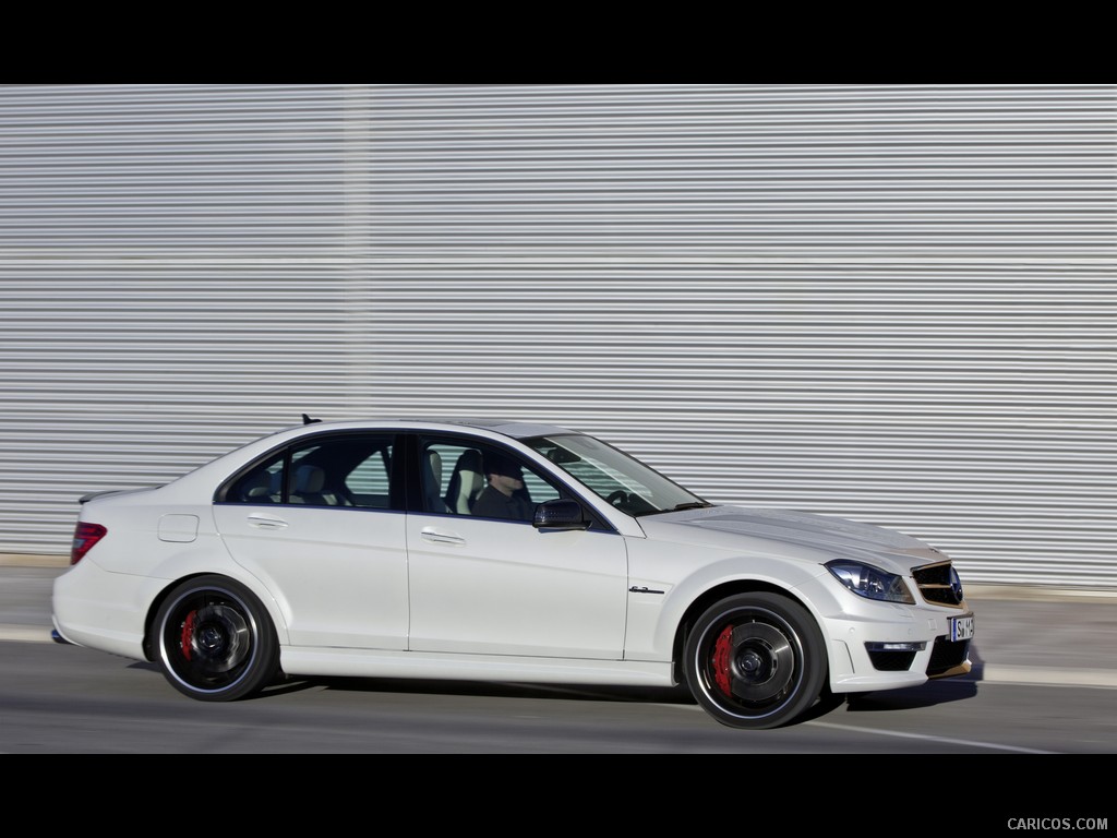 Mercedes-Benz C63 AMG (2012)  - Side