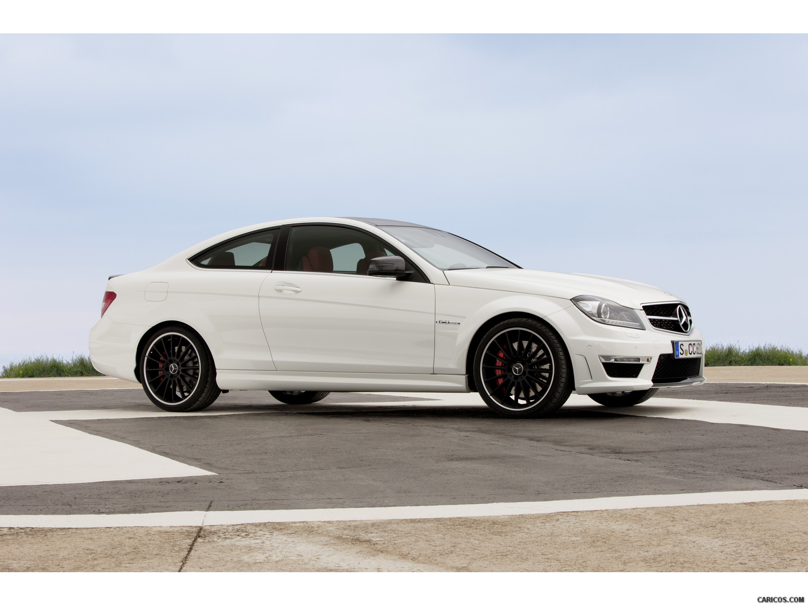 Mercedes-Benz C63 AMG Coupe (2012)  - Side, #37 of 64
