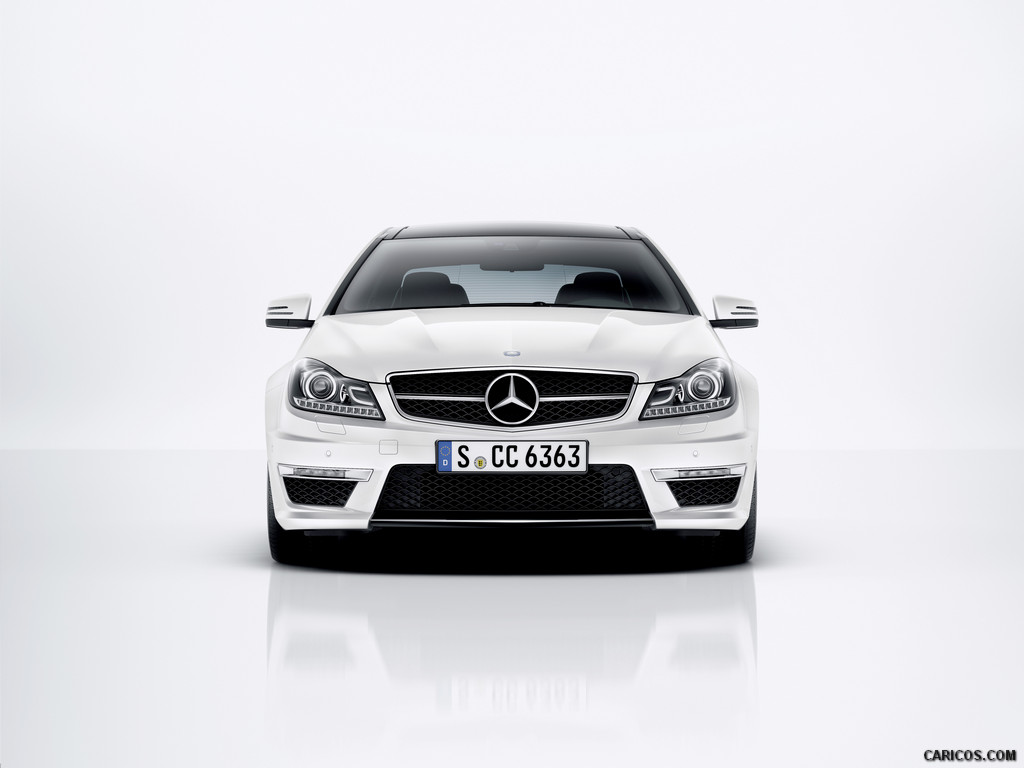 Mercedes-Benz C63 AMG Coupe (2012)  - Front