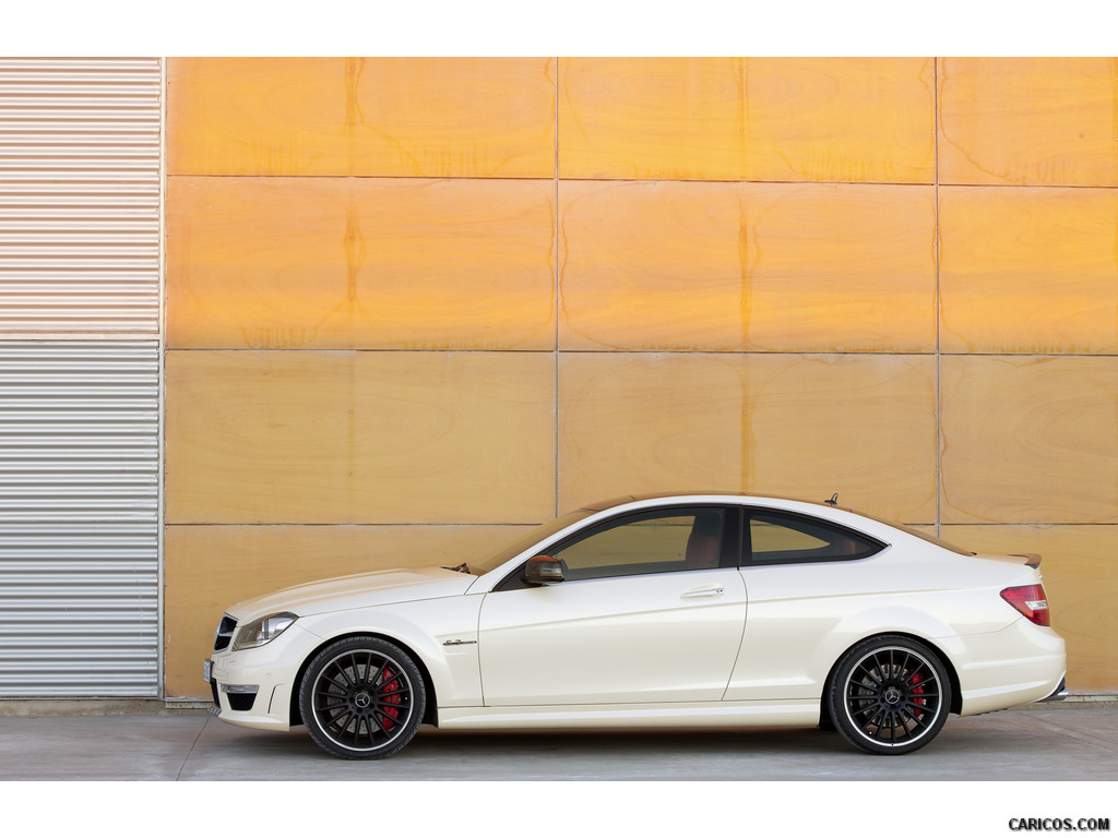 Mercedes-Benz C63 AMG Coupe (2012)  - Side