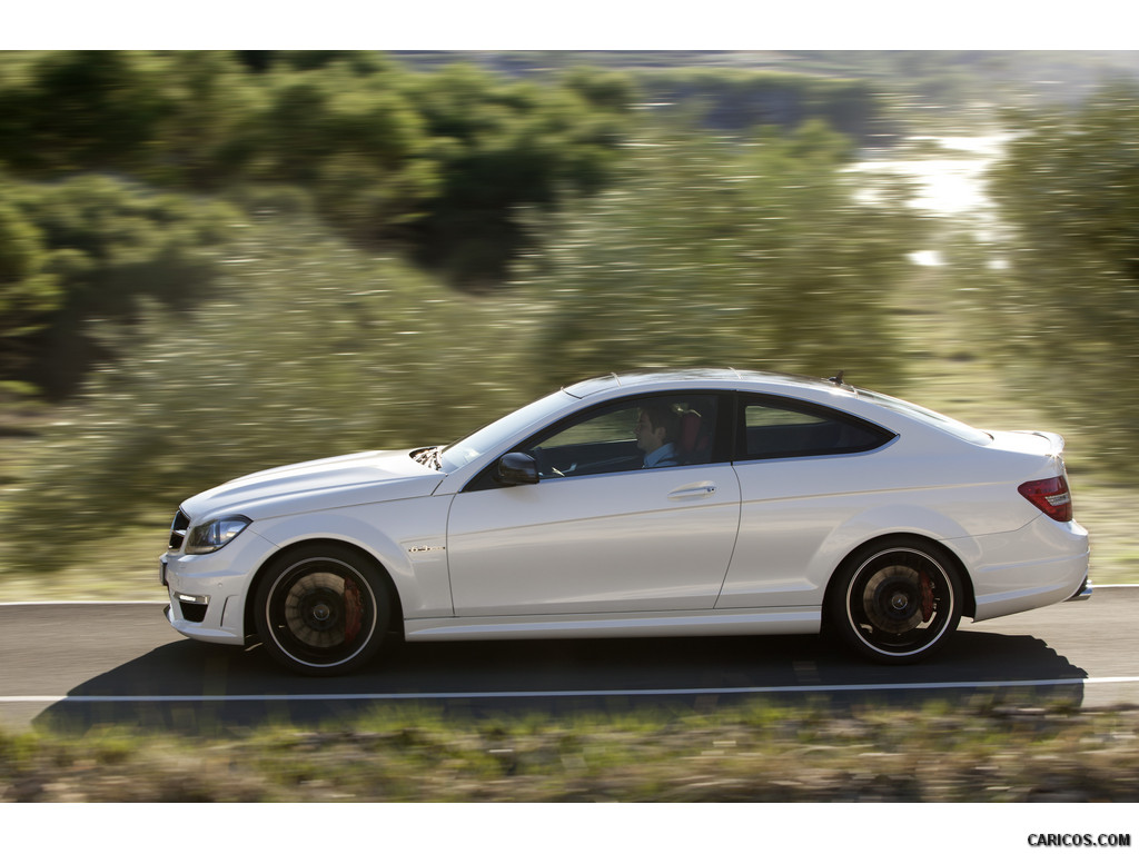 Mercedes-Benz C63 AMG Coupe (2012)  - Side