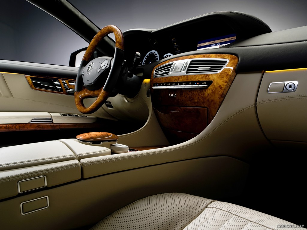 Mercedes Benz CL-Class (2011)  - Interior