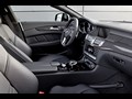 Mercedes-Benz CLS 63 AMG (2012)  - Front Seats