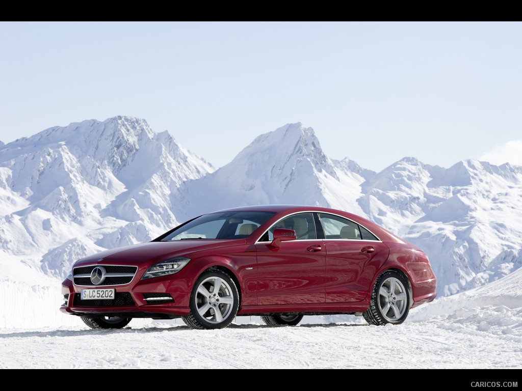 Mercedes-Benz CLS350 CDI 4MATIC (2012)  - Front Left Quarter 