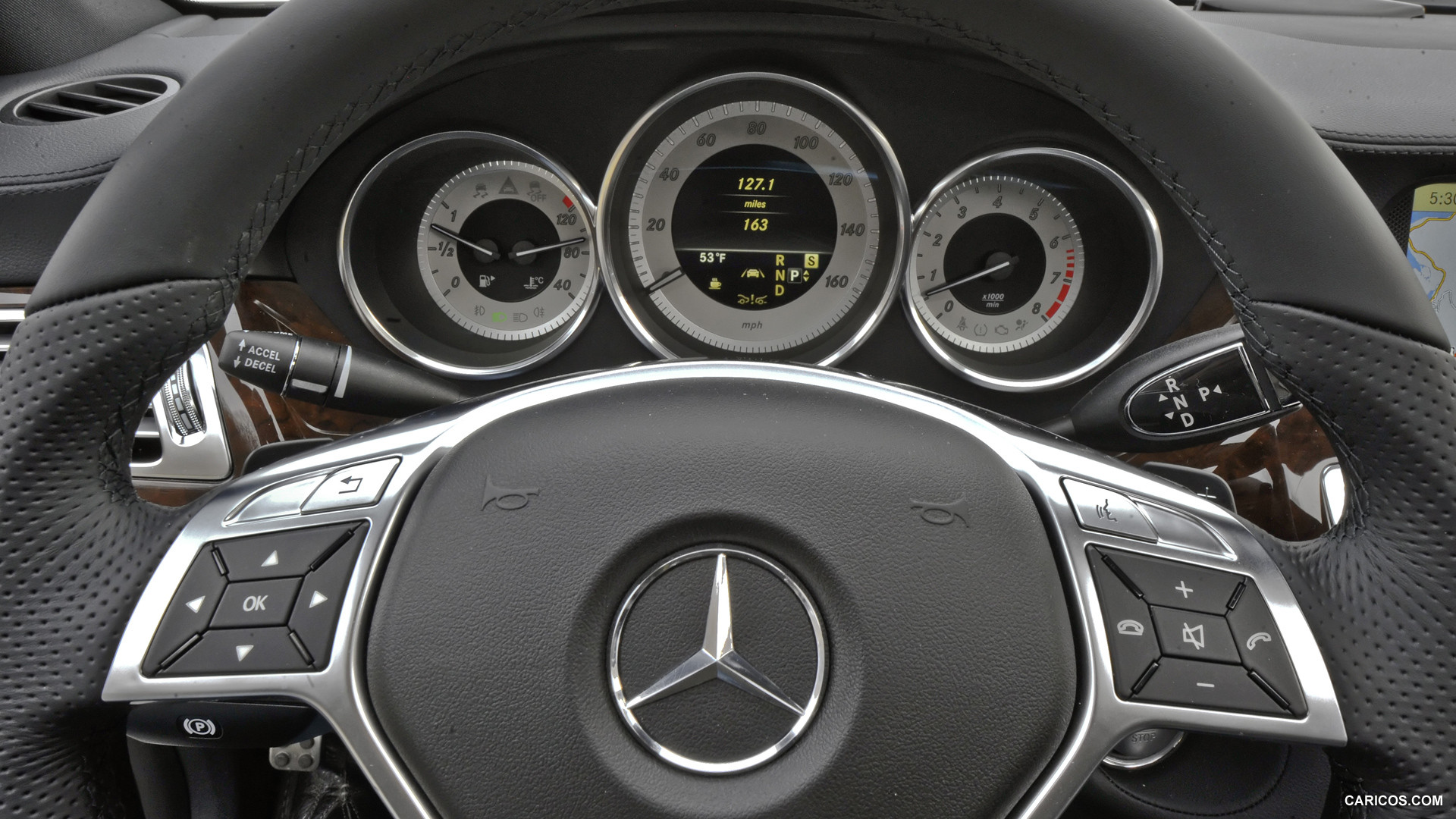 Mercedes-Benz CLS550 (2012)  - Interior, #30 of 36