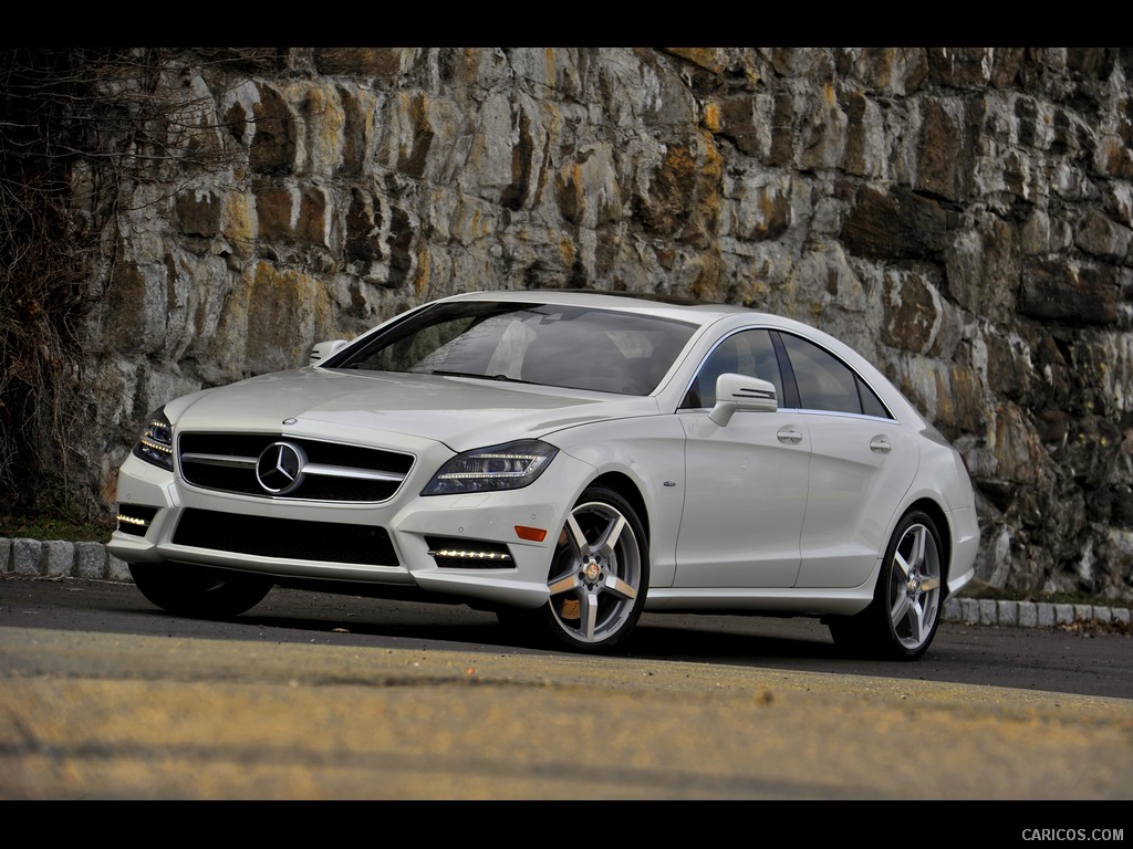 Mercedes-Benz CLS550 (2012)  - Front 