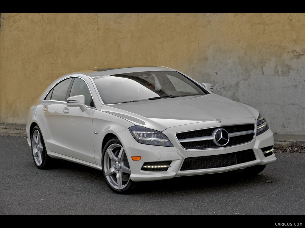 Mercedes-Benz CLS550 (2012)  - Front 