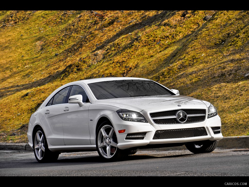 Mercedes-Benz CLS550 (2012)  - Front 