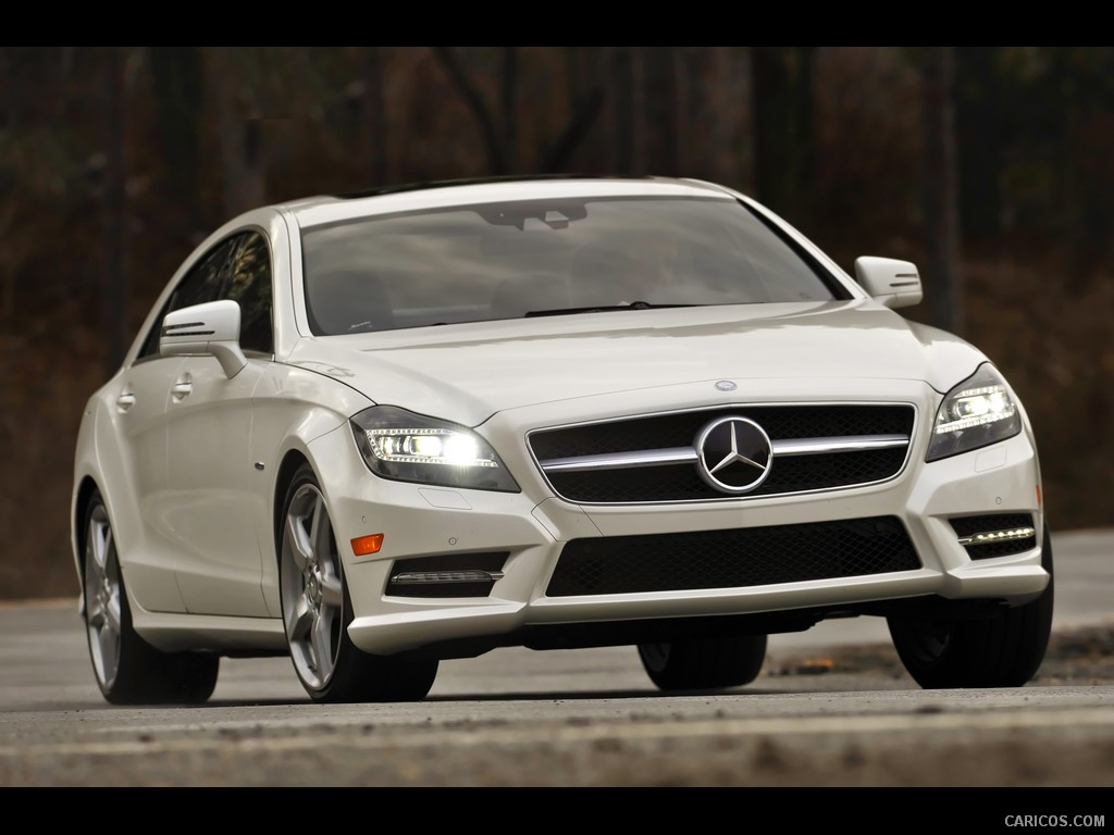 Mercedes-Benz CLS550 (2012)  - Front 