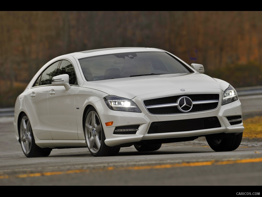 Mercedes-Benz CLS550 (2012)  - Front 