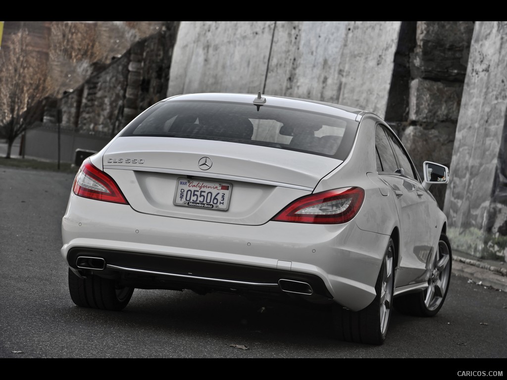 Mercedes-Benz CLS550 (2012)  - Rear 