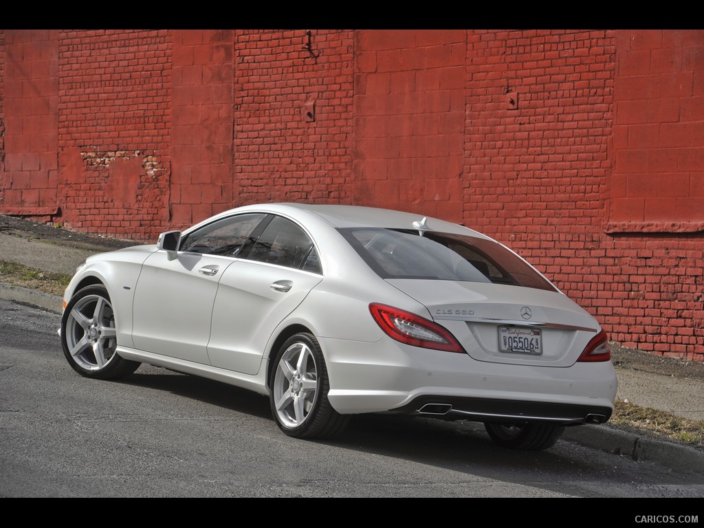 Mercedes-Benz CLS550 (2012)  - Rear 