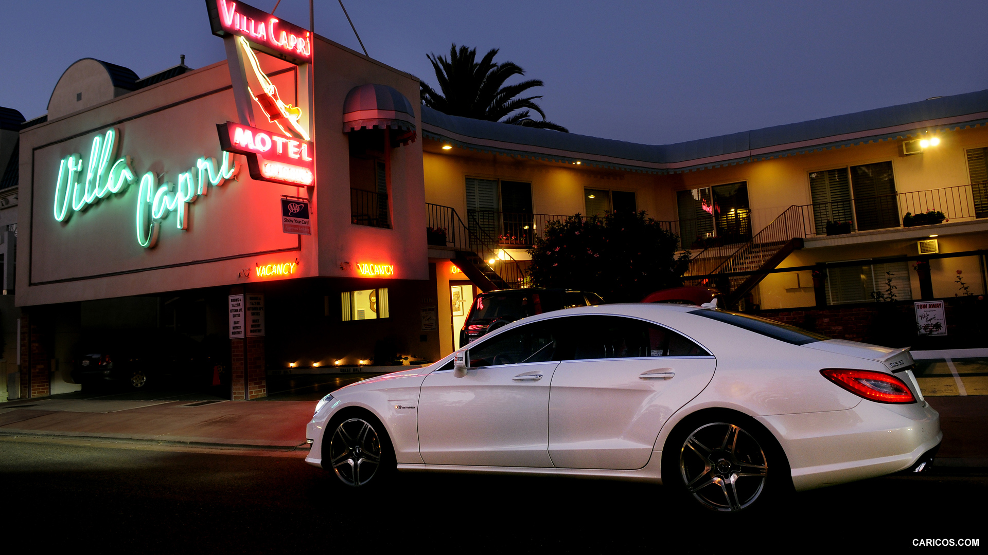 Mercedes-Benz CLS63 AMG (2012) US-Version - Diamond White - Side, #5 of 100