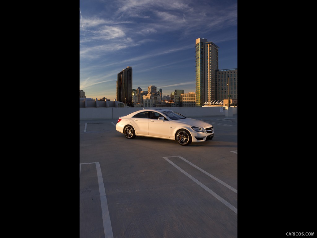 Mercedes-Benz CLS63 AMG (2012) US-Version - Diamond White - 