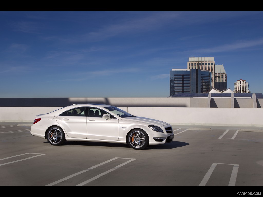 Mercedes-Benz CLS63 AMG (2012) US-Version - Diamond White - 