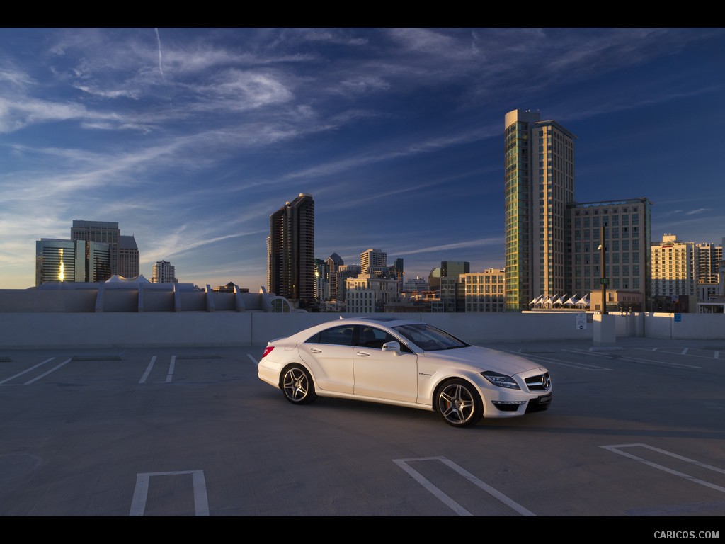 Mercedes-Benz CLS63 AMG (2012) US-Version - Diamond White - 